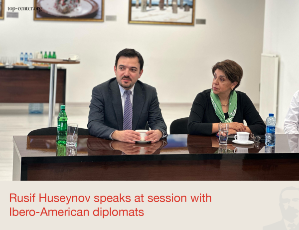 Rusif Huseynov speaks at session with Ibero-American diplomats