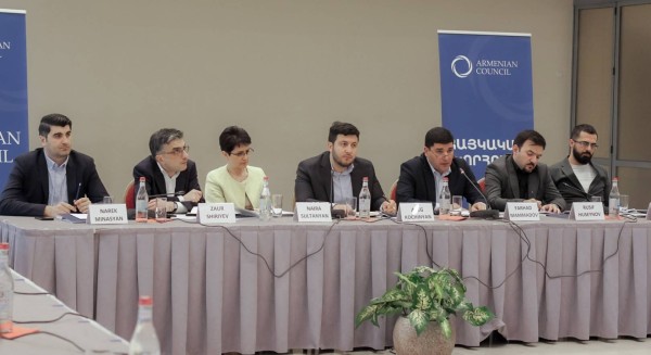 Rusif Huseynov participates in Armenian-Azerbaijani roundtable